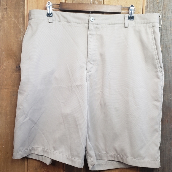 Nike Fit Dry Men's Golf Shorts Khaki Size 38 - Picture 2 of 8